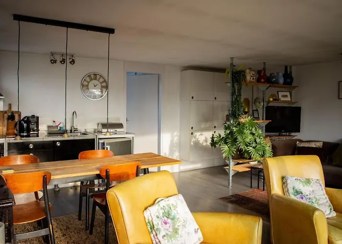 Huijsmansverhuur Type C Comfort Horrelshoogte 7 *